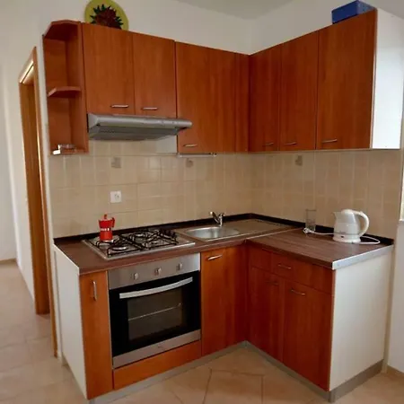 Apartmani Luka Zubovici Exterior photo