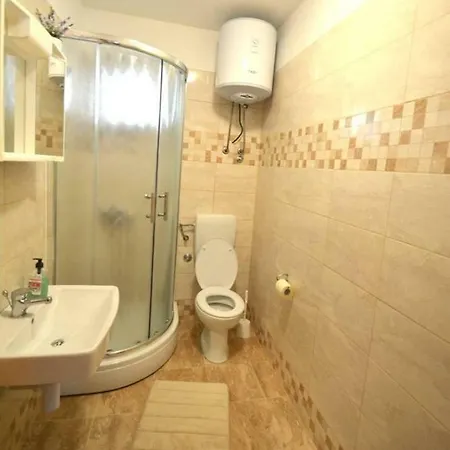 Apartmani Luka Zubovici Exterior photo
