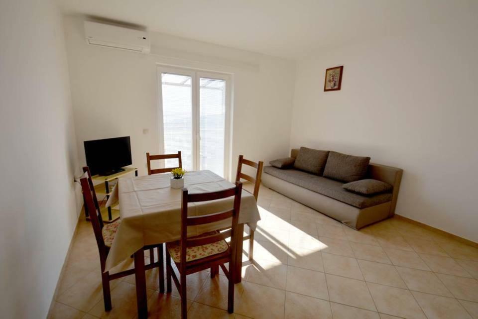 Apartamento Luka