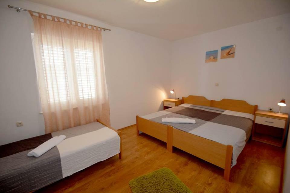 Apartmani Luka *