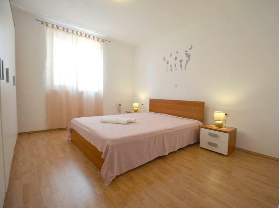 Apartment Apartmani Luka
